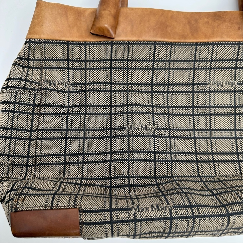 MaxMara Canvas/Leather Monogram Plaid Tote Handbag - Picture 9 of 12